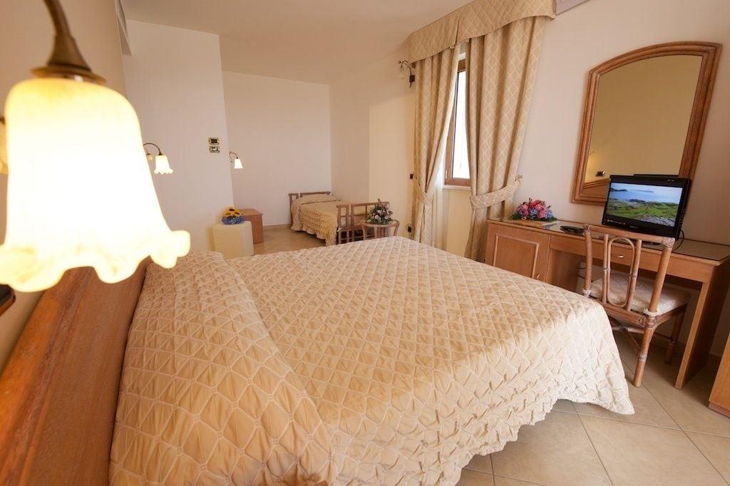 Hotel Portonuovo Vieste Luaran gambar
