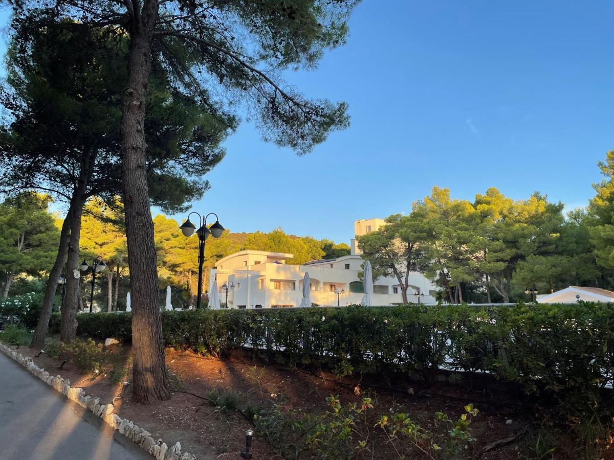 Hotel Portonuovo Vieste Luaran gambar
