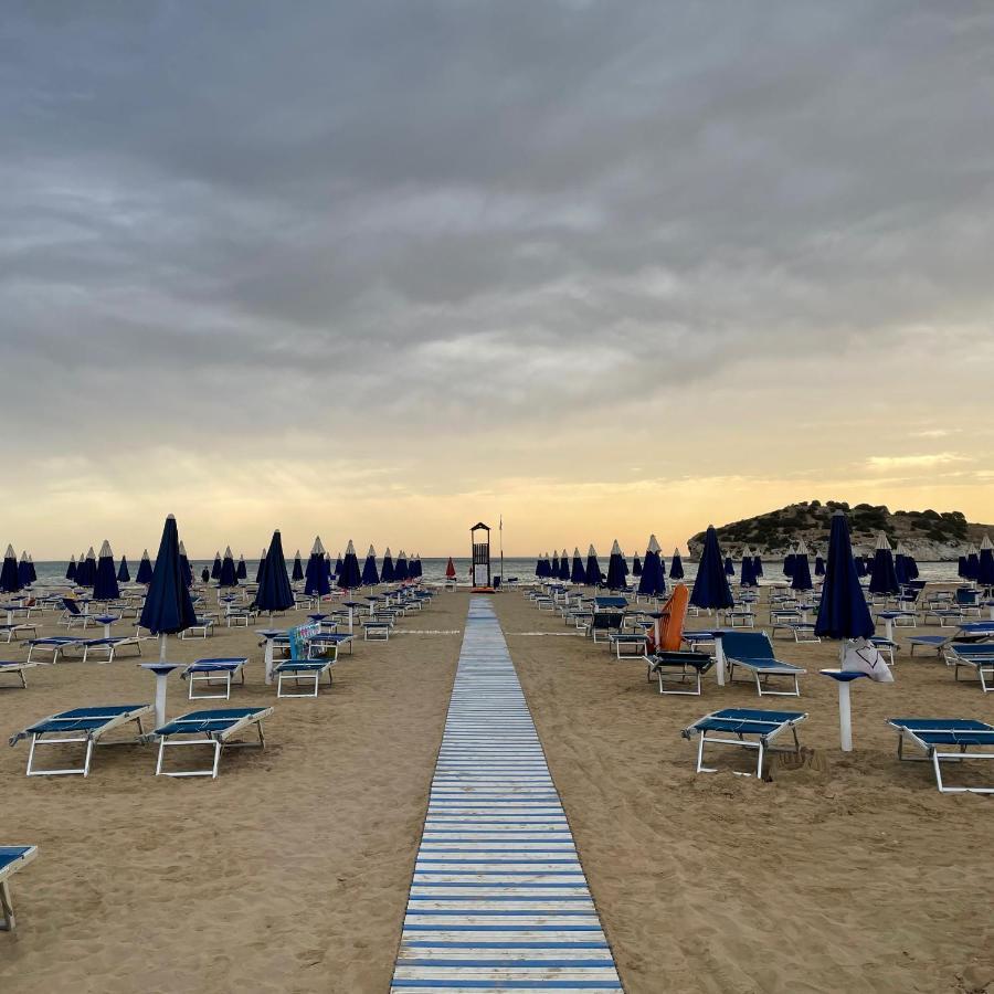 Hotel Portonuovo Vieste Luaran gambar