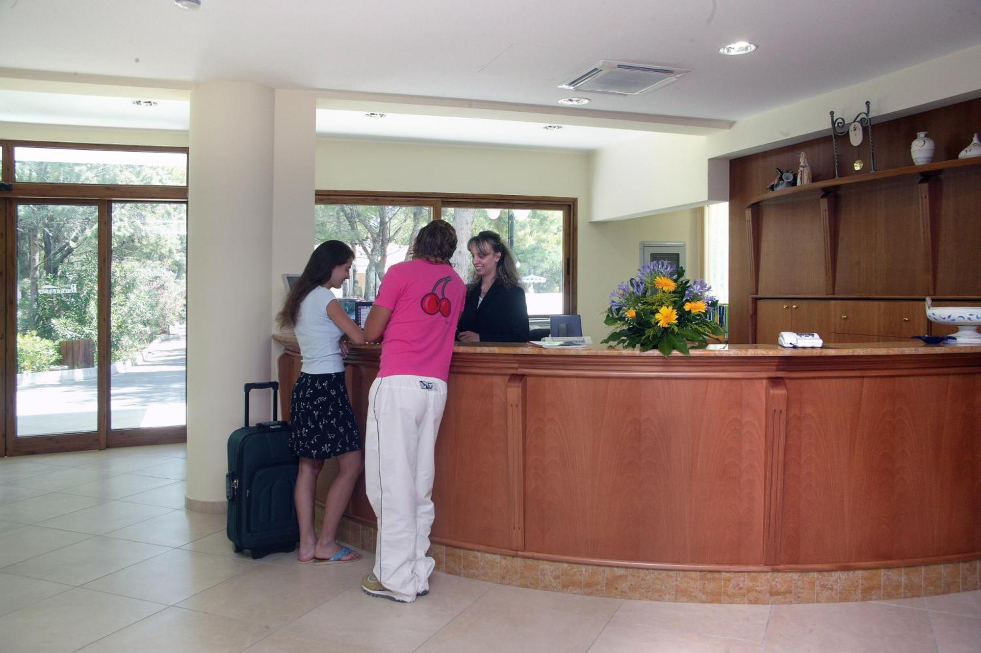 Hotel Portonuovo Vieste Luaran gambar