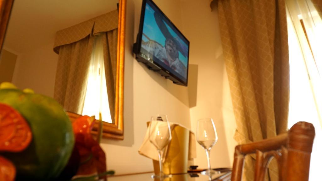 Hotel Portonuovo Vieste Luaran gambar